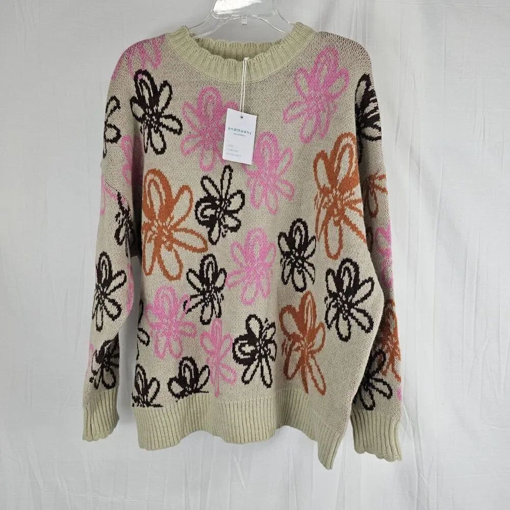 Andthewhy Scallop Edge Floral Print Sweater Women's  Plus Size 1X/2X Tan Floral
